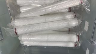 Hochdurchfluss-Filterkartusche aus reinem Polyester-PET der PBT-Serie für Präzisionsfiltration bei einer hohen Temperatur von 120 °C